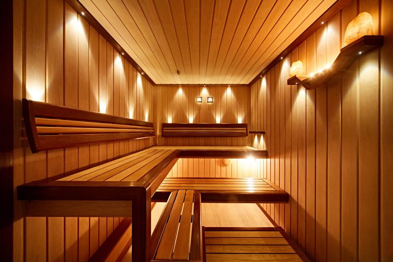 1632565091_29-p-paryashchie-polki-v-parnoi-foto-31-768x512-1 Đèn Spotlight âm trần chống nước 9W LUMI