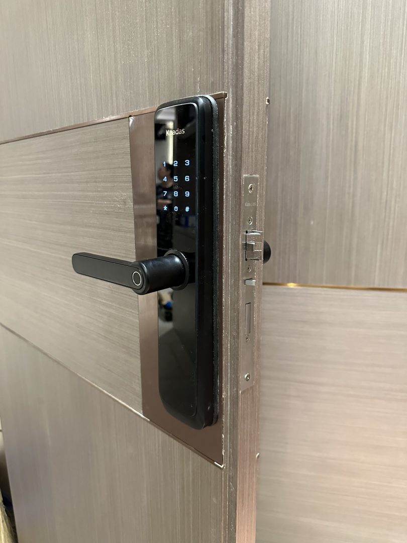 Khoa Thong Minh Kaadas L7 9